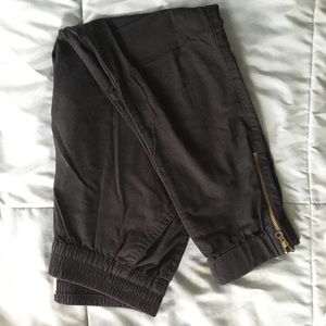 Levi’s Joggers
